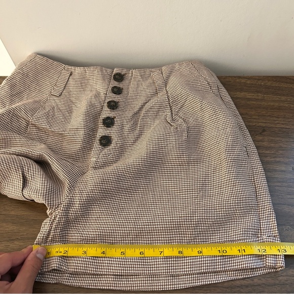 Frank & Oak High Waist Houndstooth Shorts 6 - Picture 9 of 9